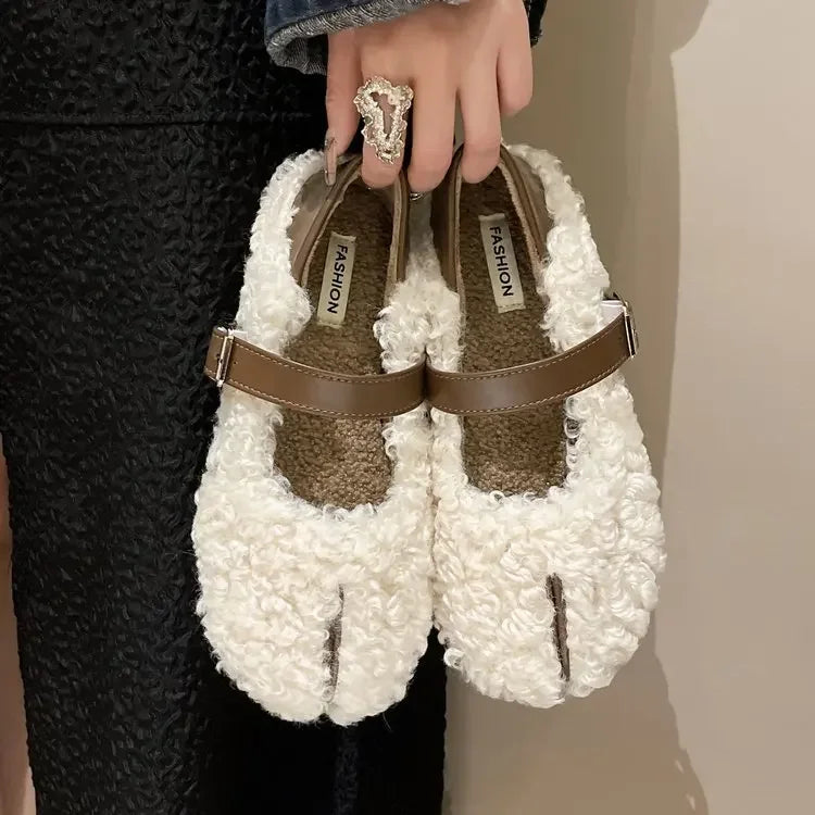 Wystira | Winter-Fleece-Flats mit Schnallen