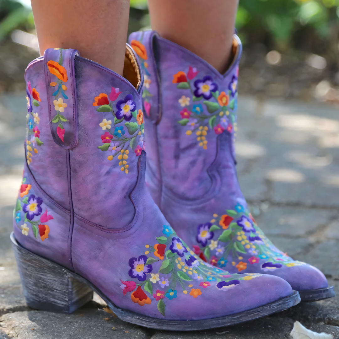 Sheila | Damen Cowboy Boots mit Blumenmuster & Blockabsatz – Vintage Western Look