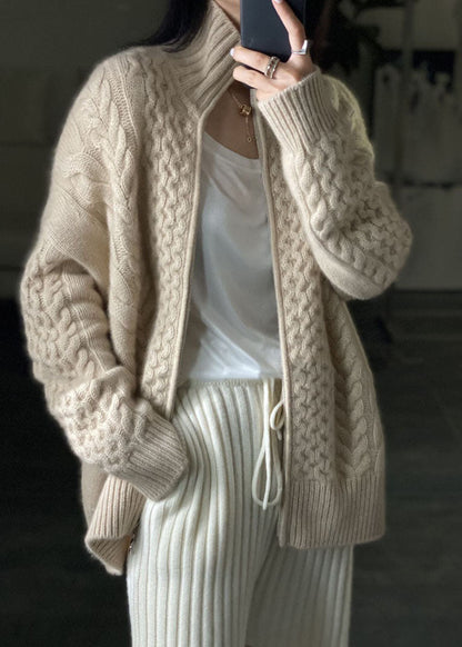 Strickjacke mit hohem Kragen und Reißverschluss | Damen Cardigan warm & modern