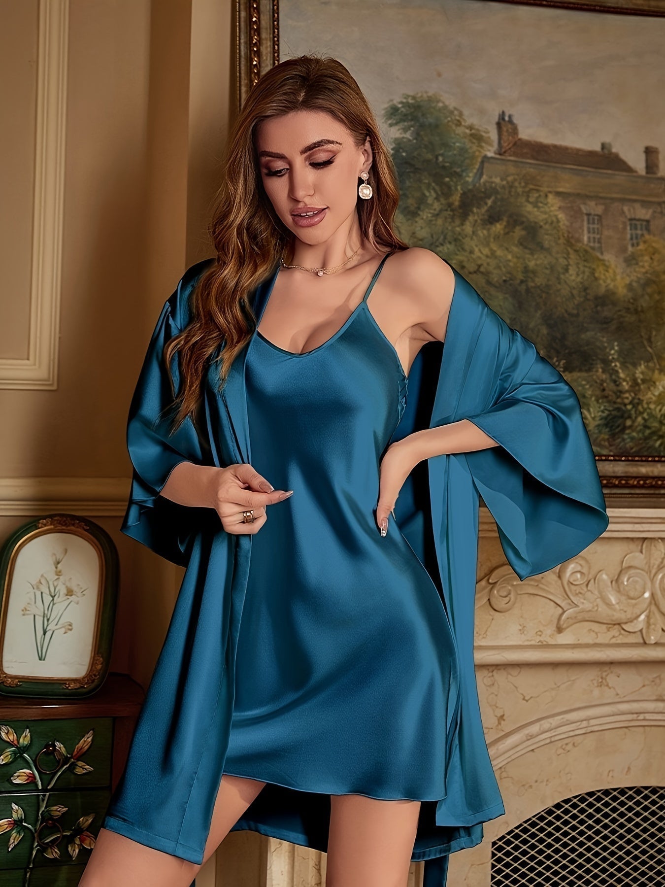 Nina | Elegantes Satin Nachthemd & Morgenmantel Set für sinnliche Nächte