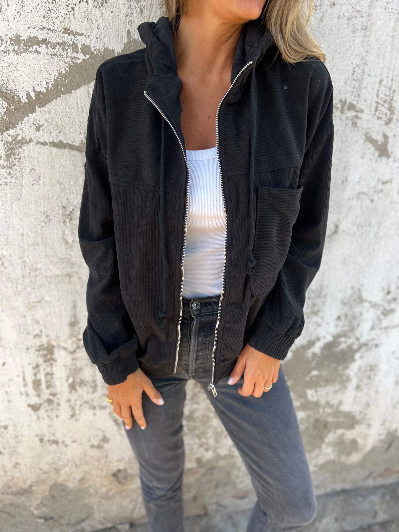 Elzina | Damen Cord-Jacke mit Kapuze, Reißverschluss und großen Taschen