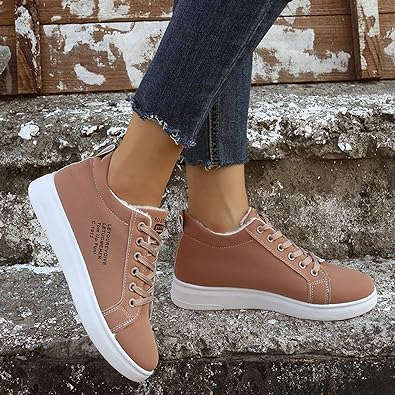 Daphira | Klassische Damen-Sneaker mit Schnürung – Bequem, vielseitig & stylisch