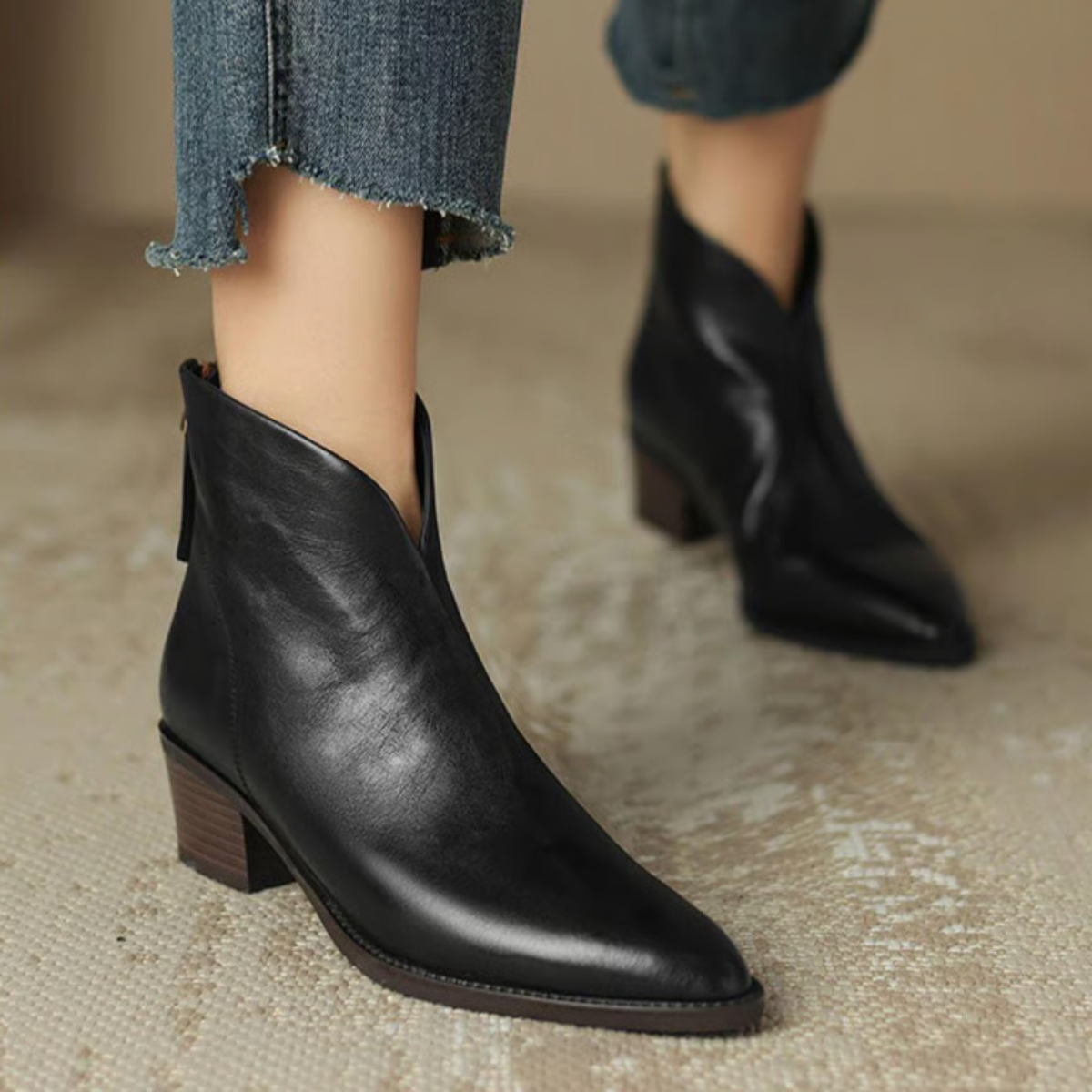 Valina | Damen Klassische Ankle Boots mit Blockabsatz und spitzer Zehenpartie