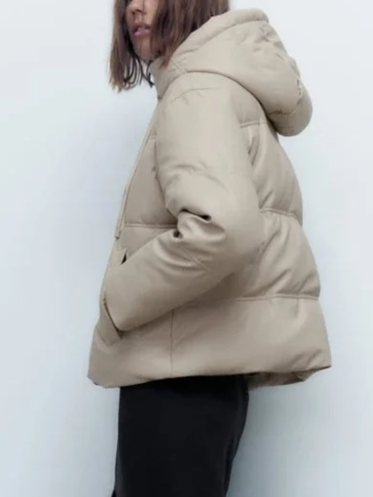 Mila | Damen Winterjacke mit Kapuze, Stehkragen und wattiertem Futter