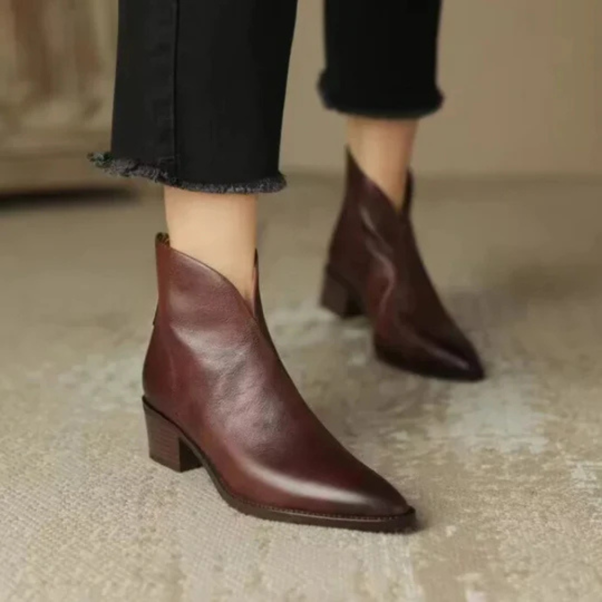 Valina | Damen Klassische Ankle Boots mit Blockabsatz und spitzer Zehenpartie