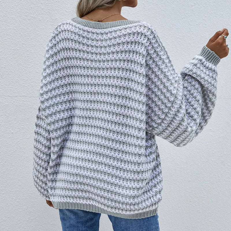 Dory | Zweifarbiger Strickpullover mit tiefem Ausschnitt & Ballonärmeln – Lässig & stilvoll