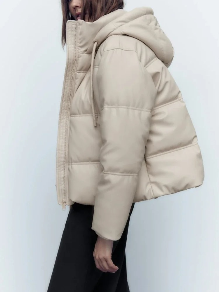 Mila | Damen Winterjacke mit Kapuze, Stehkragen und wattiertem Futter