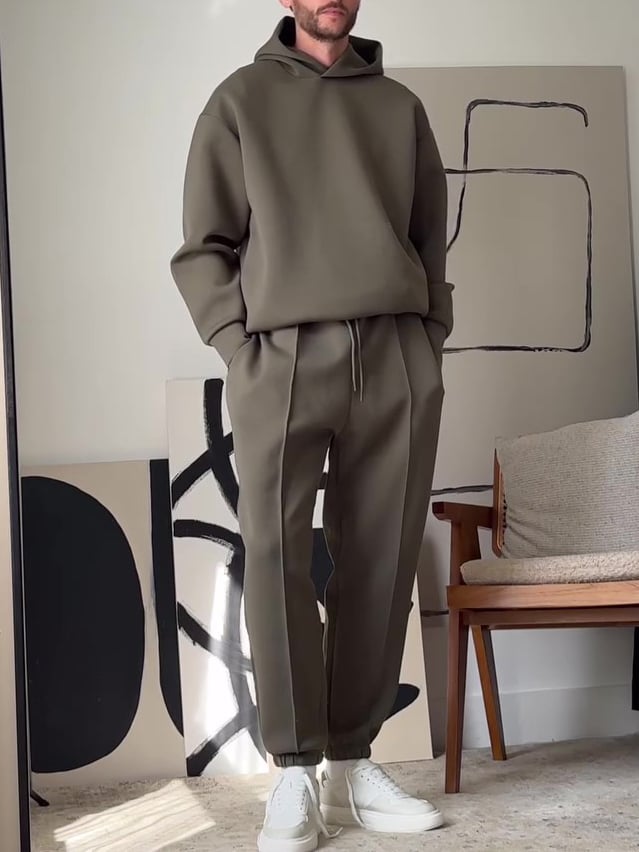 Herren Minimalistischer Jogginganzug | Moderner Schnitt mit Hoodie und Hose