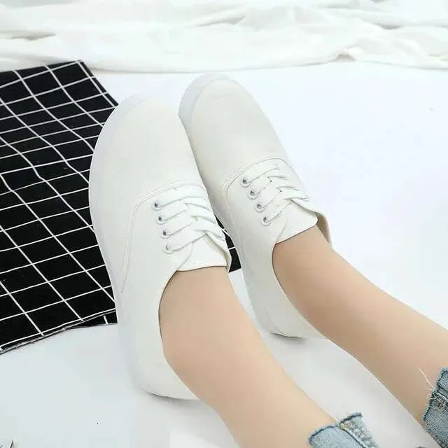 Welsie | Bequeme und Stilvolle Canvas-Sneaker für Damen