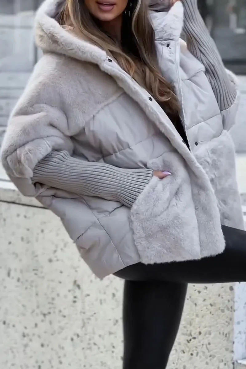 Adellyn | Damen Patchwork Winterjacke mit Kapuze, Reißverschluss und Wattierung