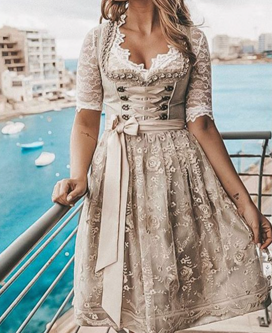 Dirndlkleid | Traditionell & Modern mit Schnürmieder und Spitzenbluse | Perfekt für Oktoberfest & Festliche Anlässe