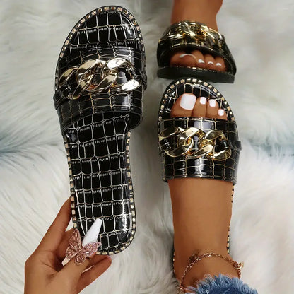 Alicia | Modische Sandalen mit Metallkette