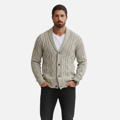 Tom | Herren Strickjacke mit Zopfmuster – Klassischer Knopf-Cardigan aus Weichem Strick für Herbst & Winter