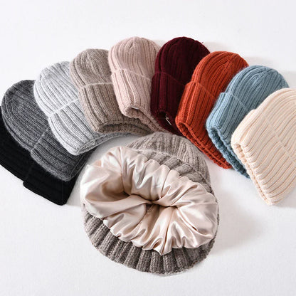 Rib Knit Beanie Damen | Stylische Wärme für kalte Tage