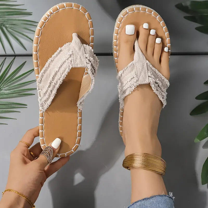 Clippie | Sommerliche Clip-Toe Fischer Schuhe mit dicker Sohle und Schnalle