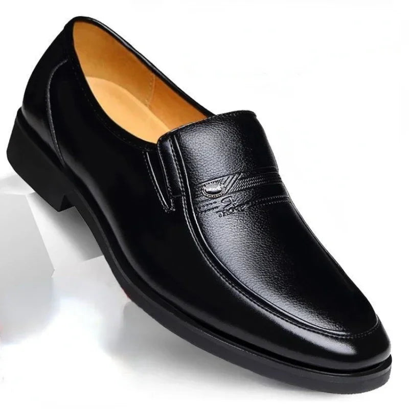 Wade | Herren Penny Loafer aus poliertem Leder | Klassische Slip-On Business Schuhe