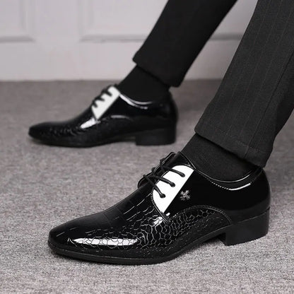 Vince – Herren Lackleder Oxford Schuhe mit Struktur & Schnürung | Elegante Formalschuhe für besondere Anlässe