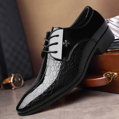 Vince – Herren Lackleder Oxford Schuhe mit Struktur & Schnürung | Elegante Formalschuhe für besondere Anlässe