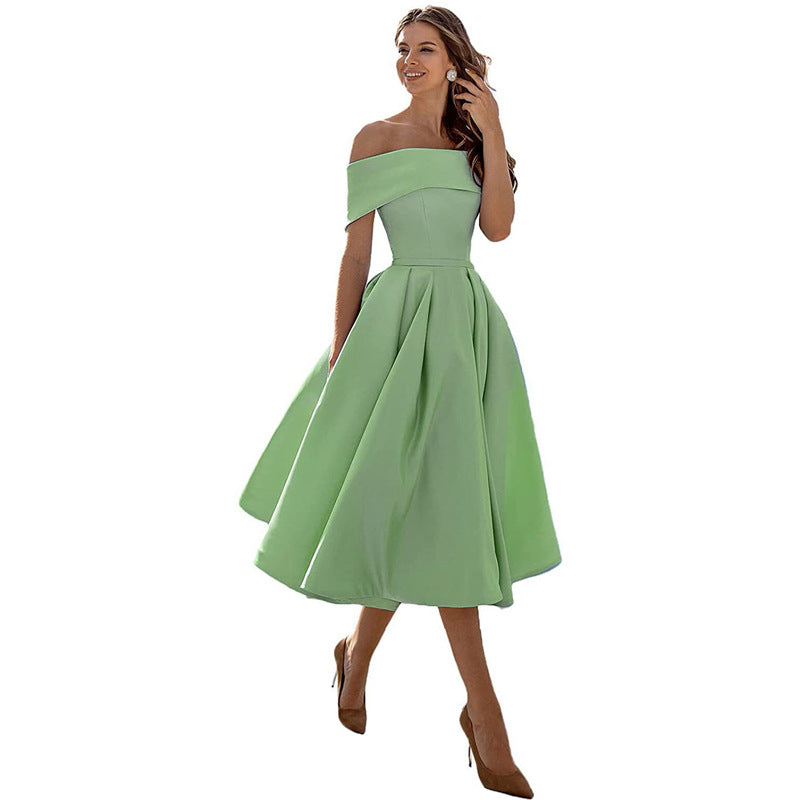 Stufina |  Lässiges trägerloses Satin Partykleid