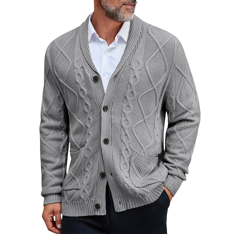 Chunky Knit Cardigan Herren | Grobstrickjacke mit elegantem Zopfmuster & praktischen Taschen