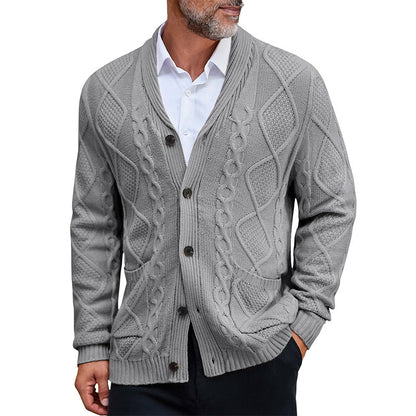 Chunky Knit Cardigan Herren | Grobstrickjacke mit elegantem Zopfmuster & praktischen Taschen