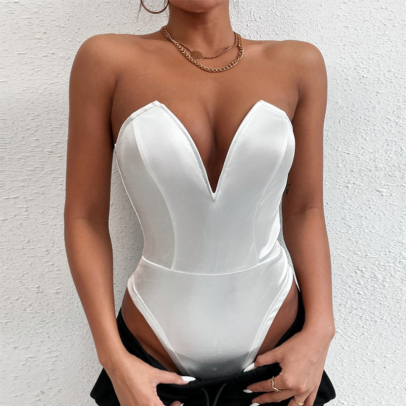 Tamira | Trägerloser Satin-Bodysuit