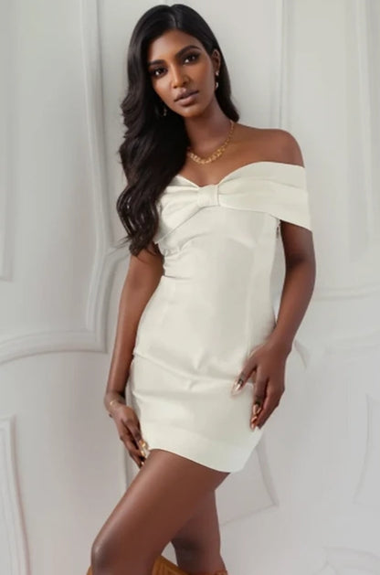 Kerkel | Mini-Kleid mit Schleife – Elegant und feminin