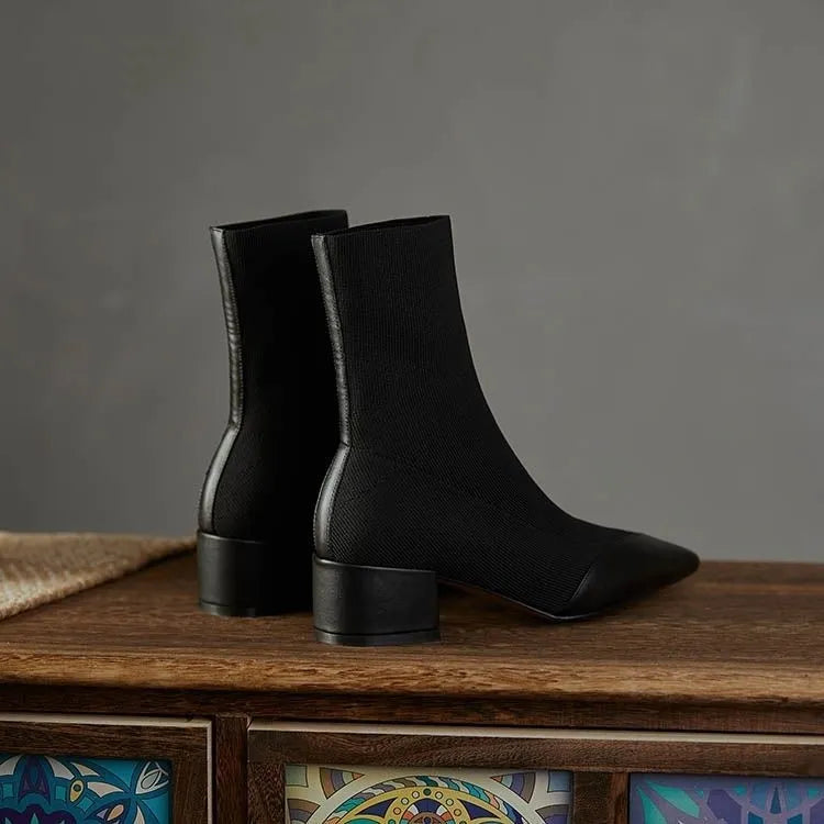 Novella | Damen Sockenstiefeletten mit Blockabsatz – Elegante Elastik-Stretch Boots mit Spitzzehe