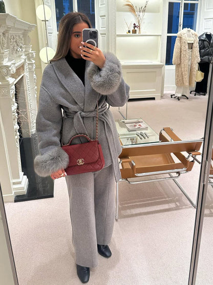 Wickelmantel Damen mit Fellärmeln | Eleganter Herbststyle für City & Office