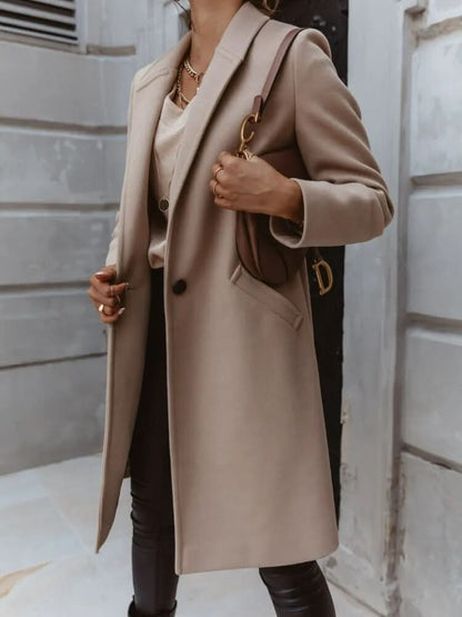Ina | Women’s Long Tailored Coat – Eleganter Langer Damenmantel mit Struktur für Stilvolle Layer-Looks