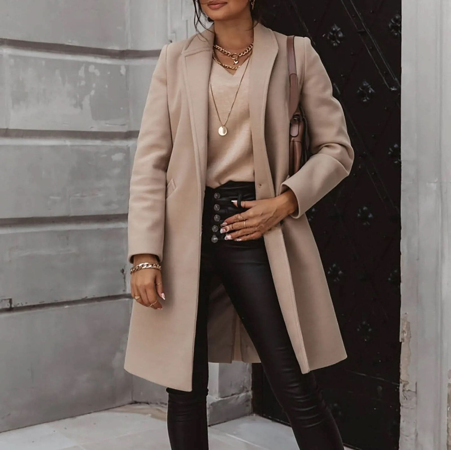 Ina | Women’s Long Tailored Coat – Eleganter Langer Damenmantel mit Struktur für Stilvolle Layer-Looks