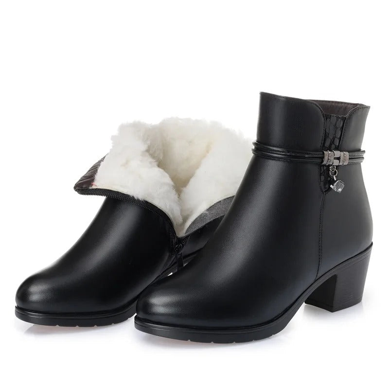 Frederika | Elegante Winterstiefeletten mit Reißverschluss und Fellfutter