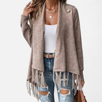 Dagmar | Damen Strickponcho mit Fransen – Eleganter Umschlagtuch-Pullover für Herbst & Winter mit Stilvollem Wasserfallkragen