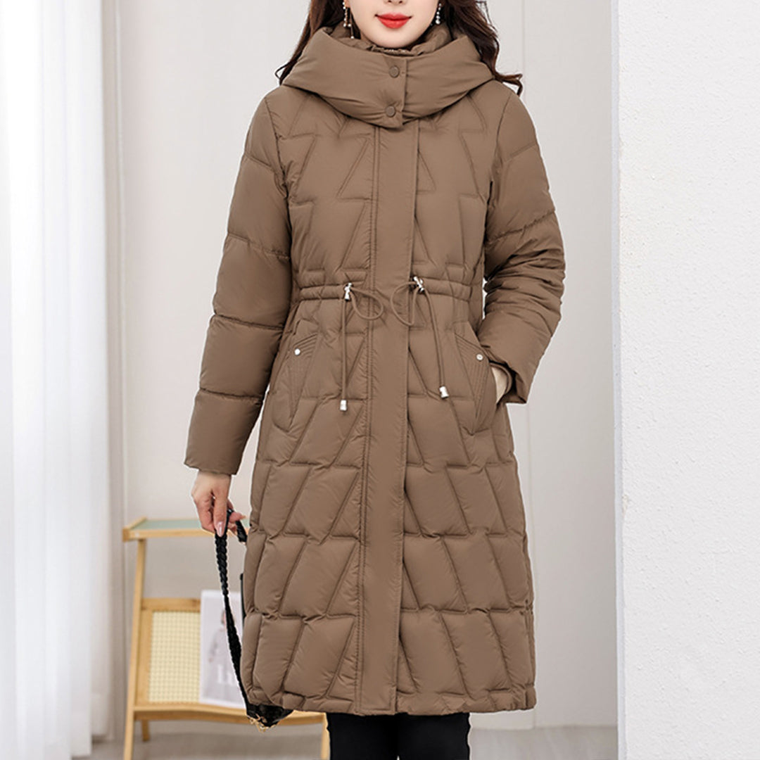 Cosima | Damen Lange Kapuzen-Steppjacke mit Reißverschluss und Taillenzug für den Winter