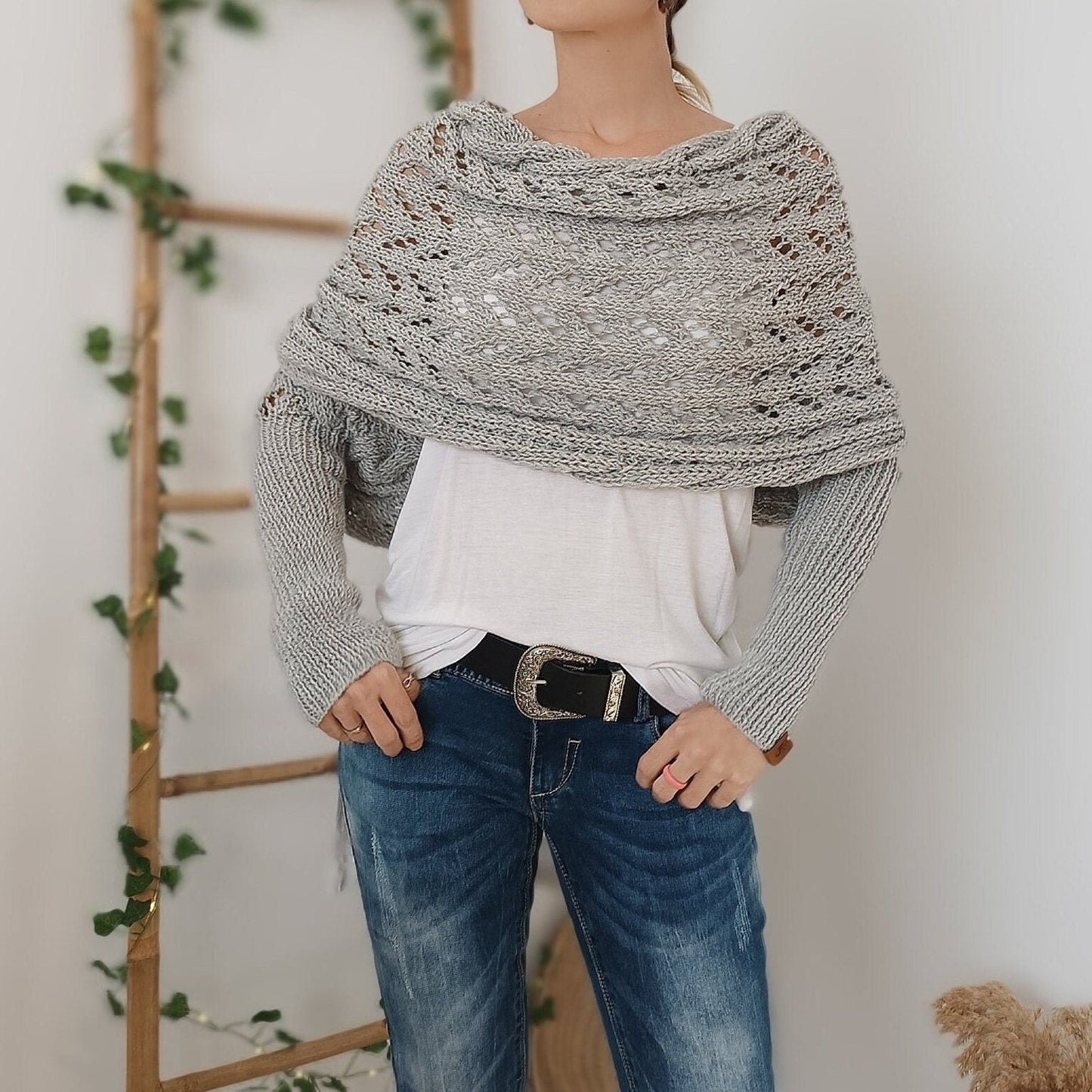 Verity | Eleganter Strickpullover mit Cut-Out & Wickeloptik